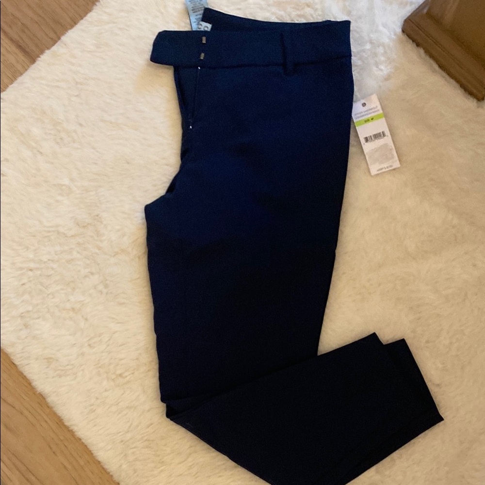 BNWT Women’s Navy Petite Pants